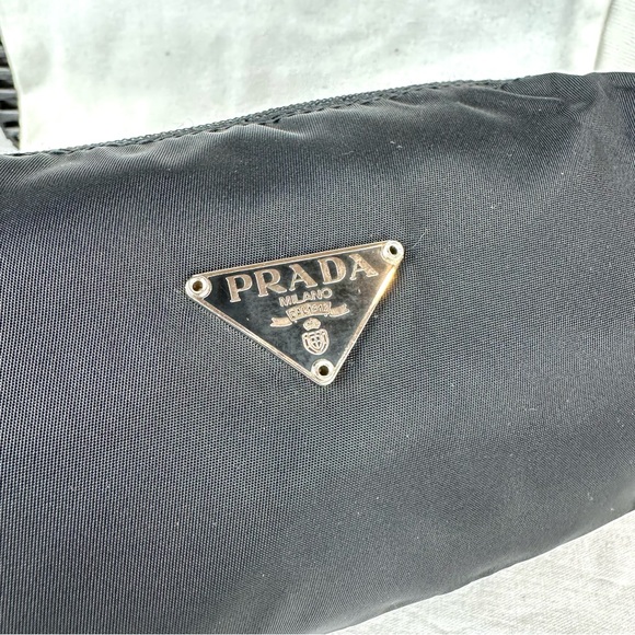 PRADA black nylon pouch crossbody or bum bag with dust bag EXCELLENT - Picture 8 of 15